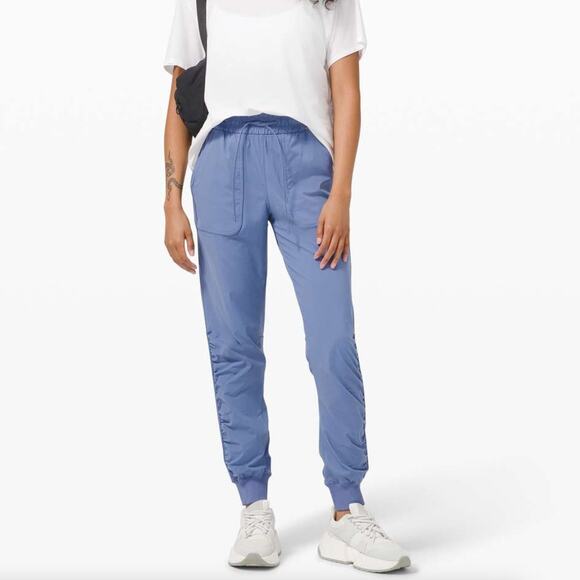 LULULEMON Beyond the Studio Jogger Water Drop Blue Sz 0 {MM44} - Picture 1 of 7